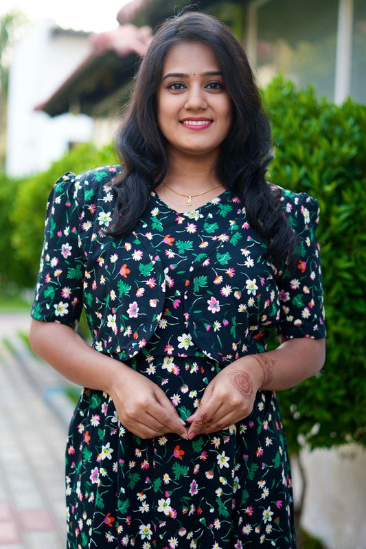 MATERNITY ATTACHED COAT (Petal Paradise)