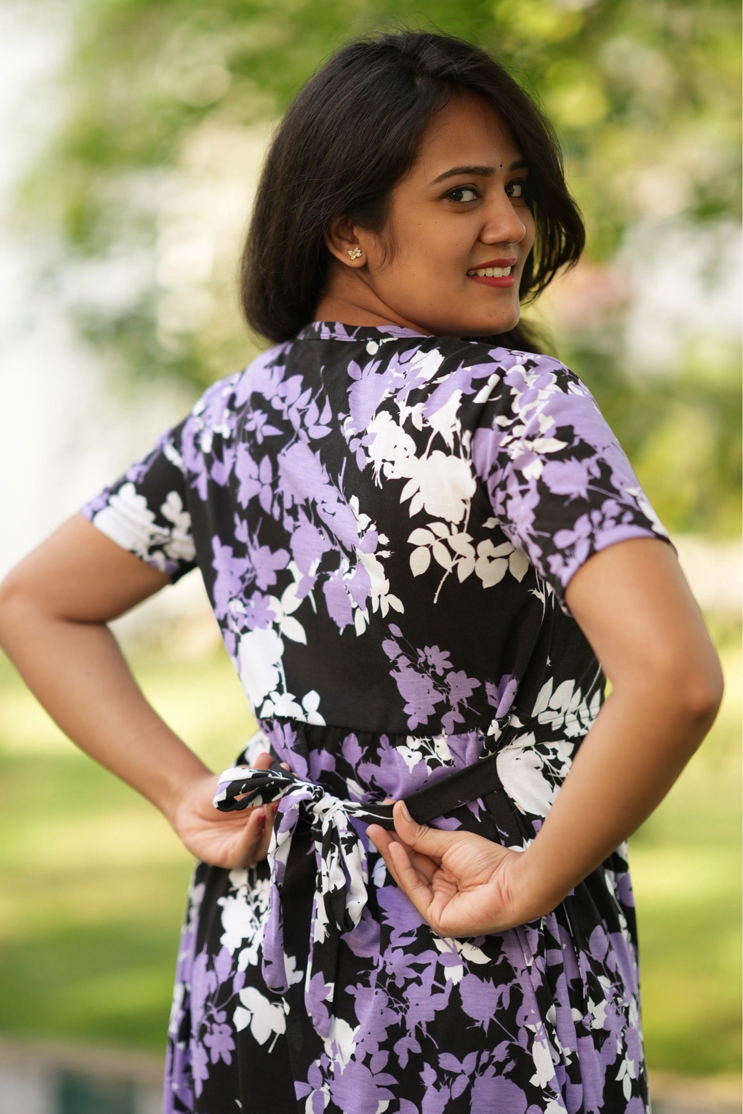 Noir Petal   (Zipless Maternity)