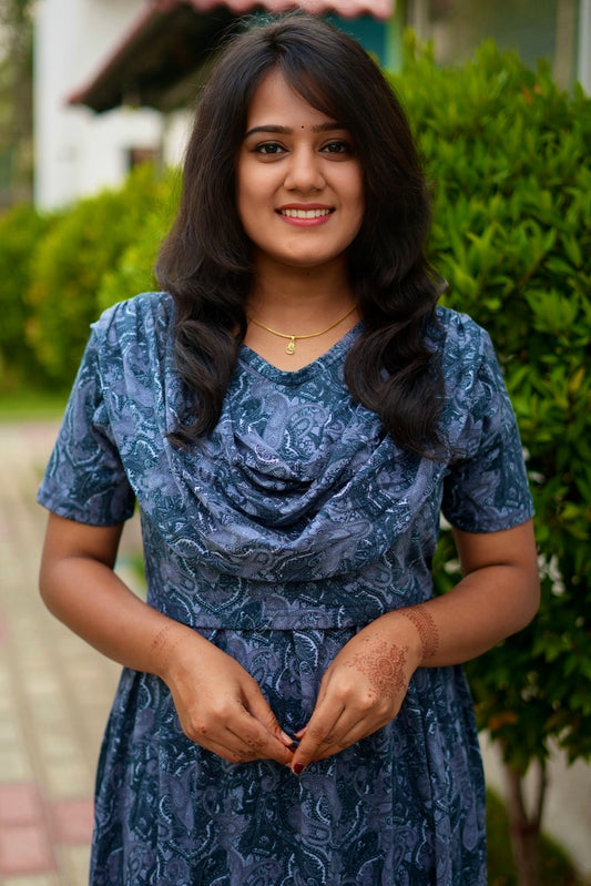 Charcoal (Zipless Maternity Shawl)