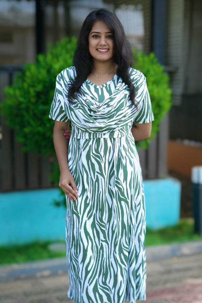 Zevira (Zipless Maternity Shawl)