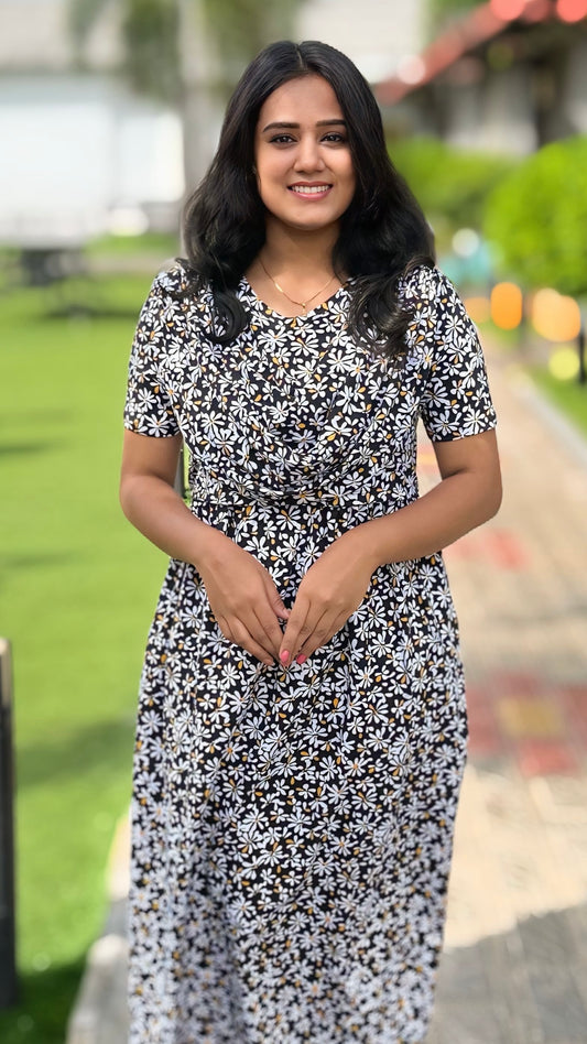 Blue Beauty Blooms (Zipless Maternity Shawl)