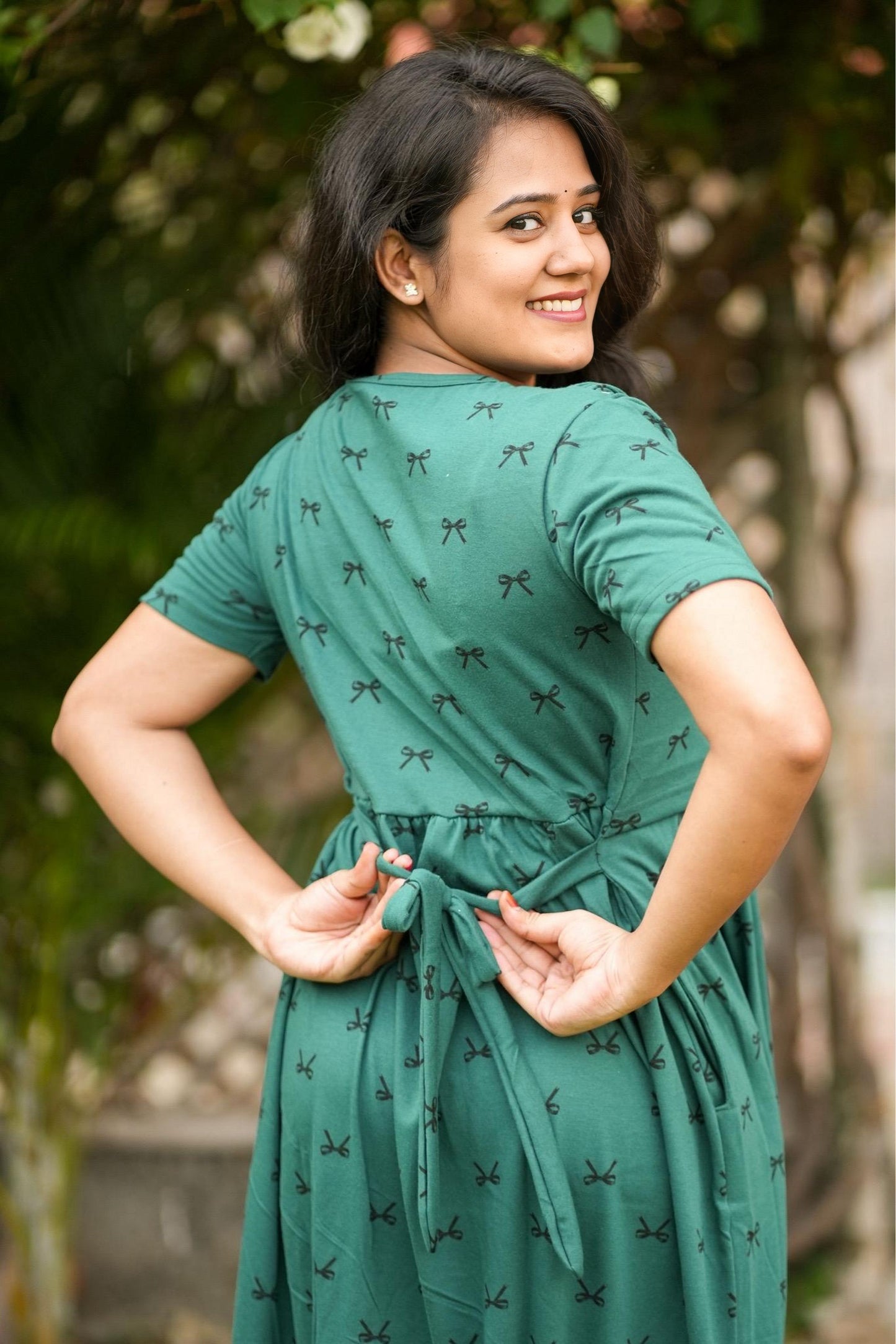 Green Grace (Zipless Maternity Shawl)