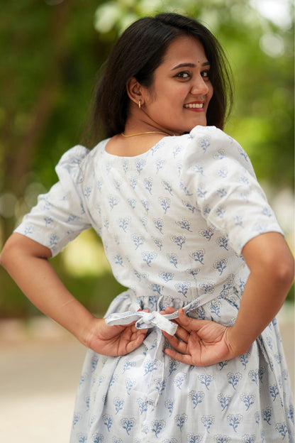 Premium Muslin Cotton  (Bluebell Grace)