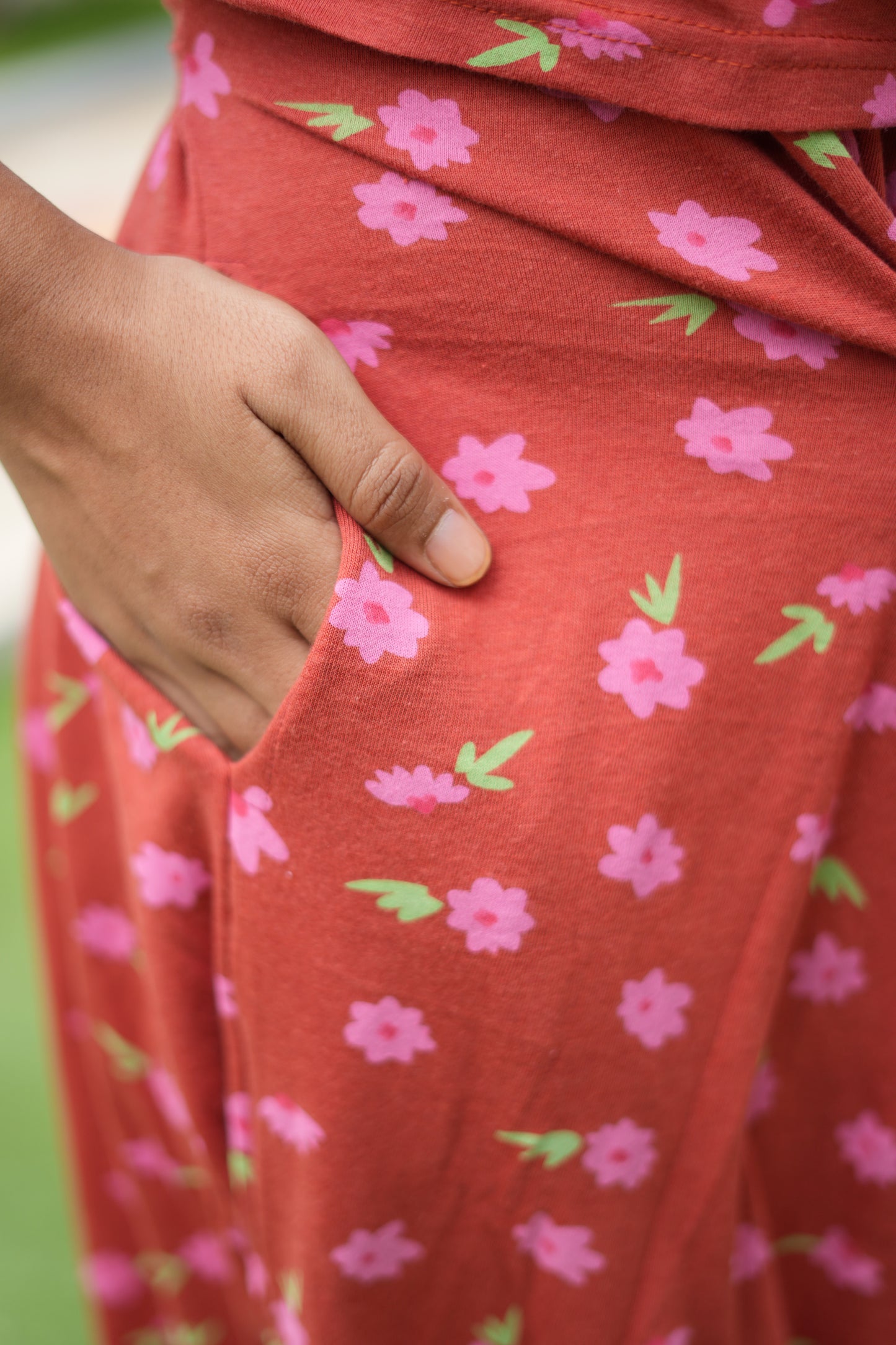 Embré (Zipless Maternity Shawl)