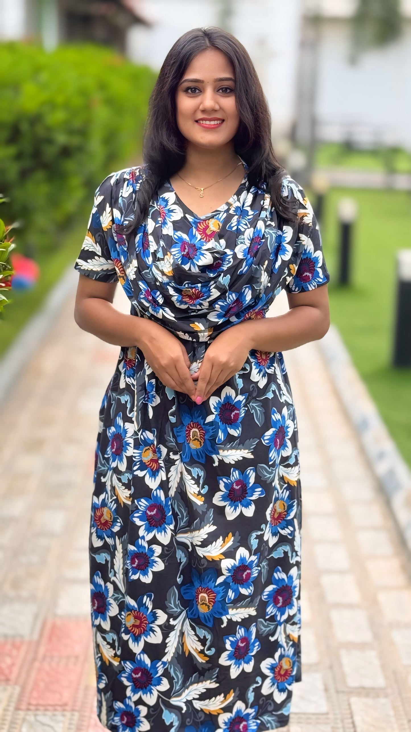 Navora (Zipless Maternity Shawl)