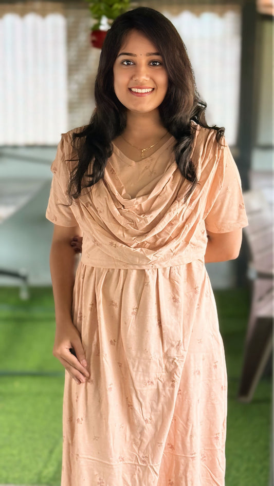 VELUVE (Zipless Maternity Shawl)