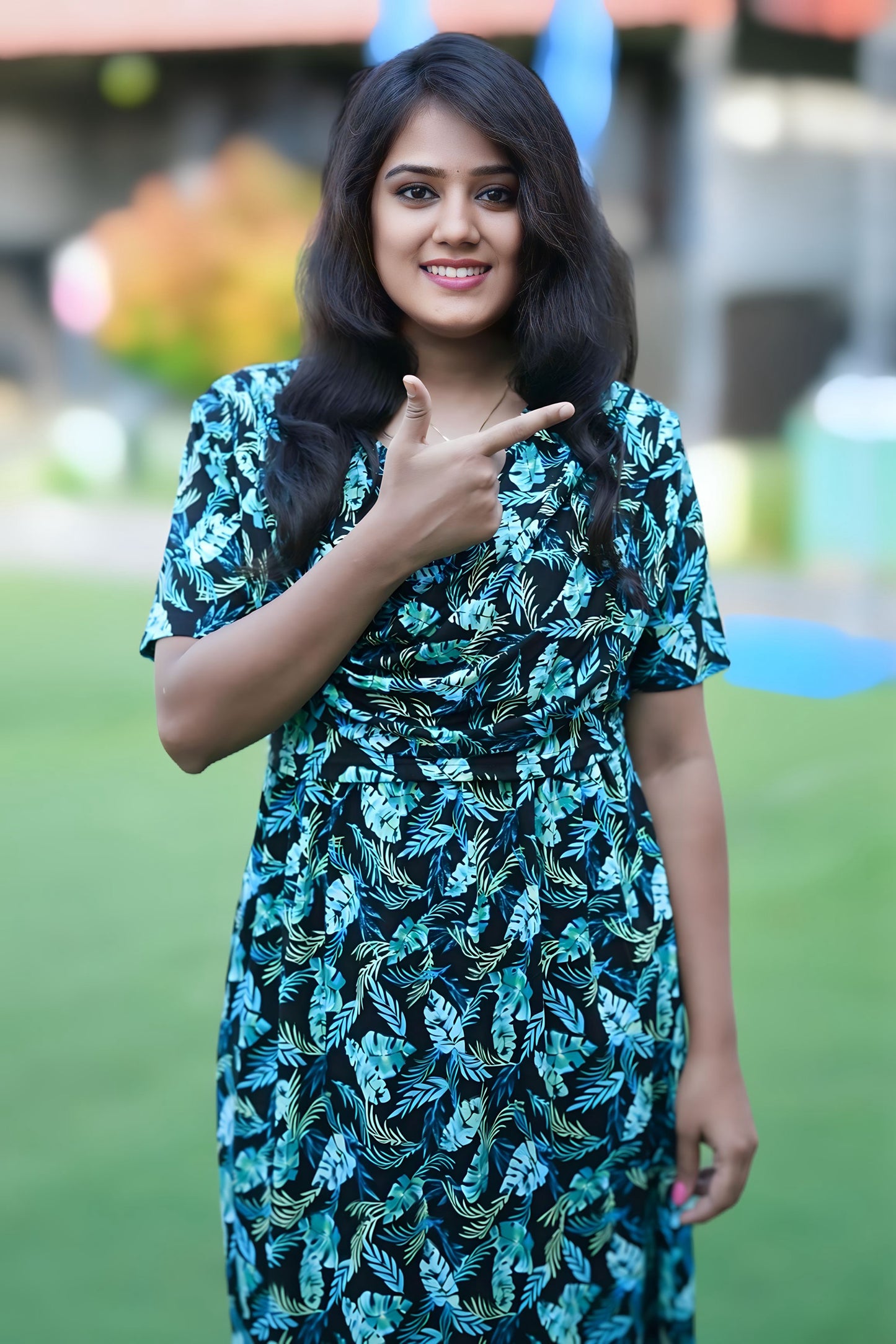 LeafVogue (Zipless Maternity Shawl)