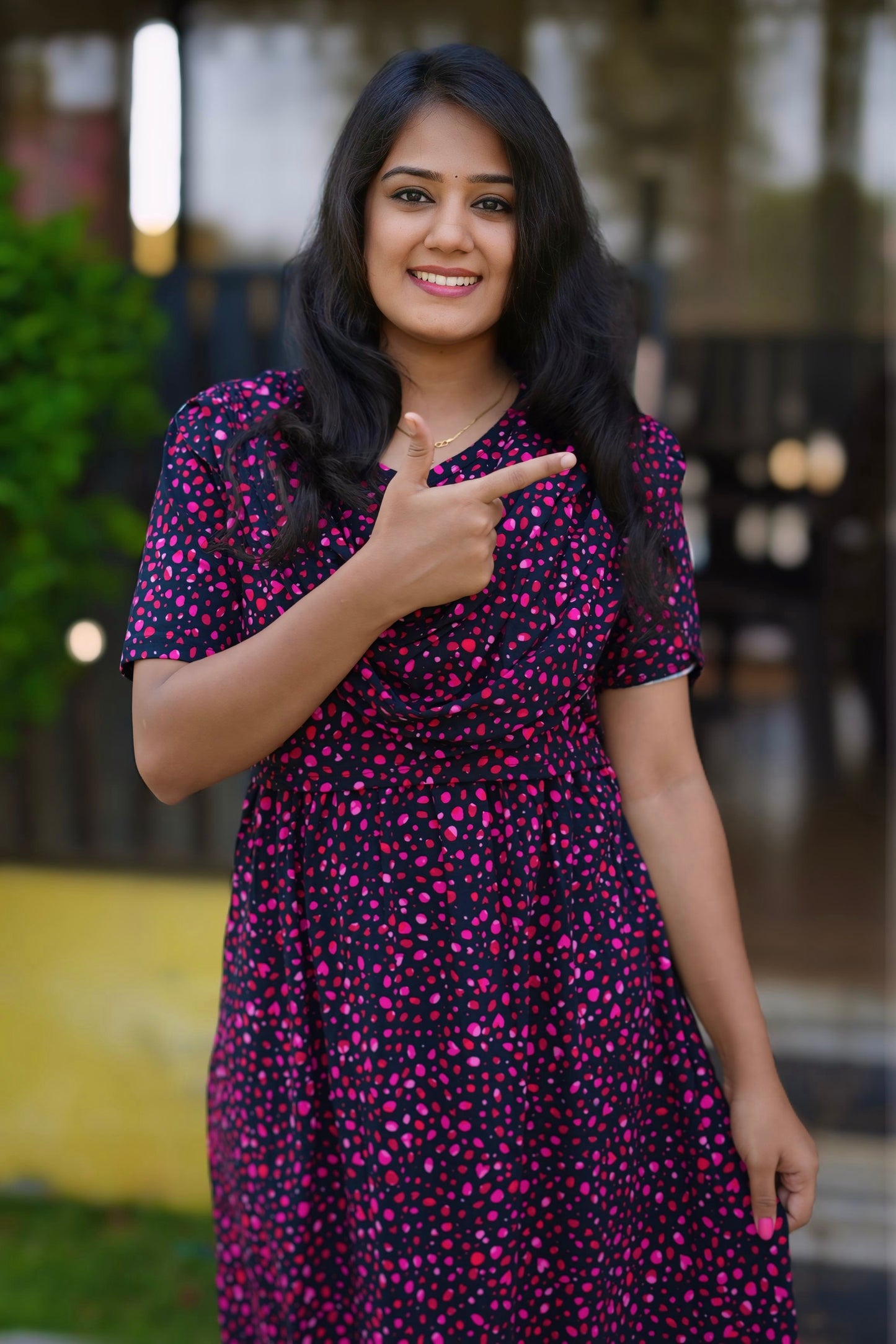 VivaDots (Zipless Maternity Shawl)