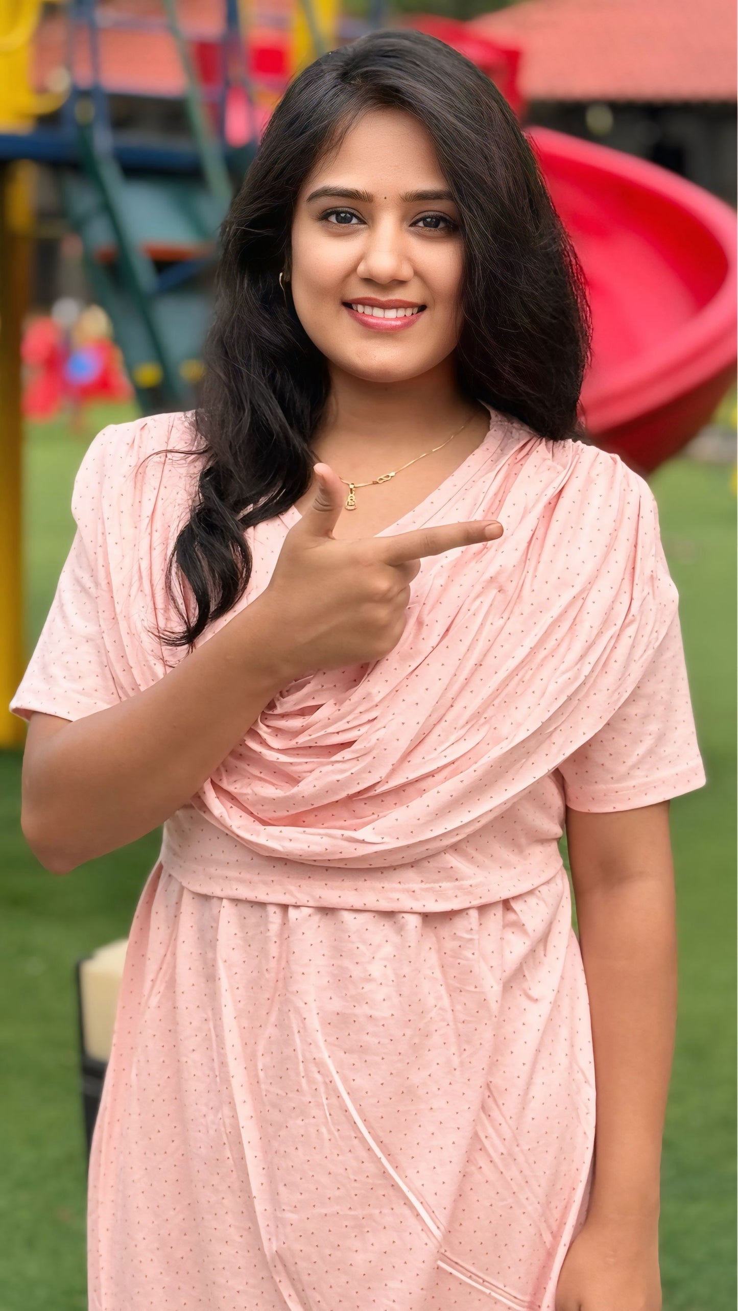 Peachora (Zipless Maternity Shawl)