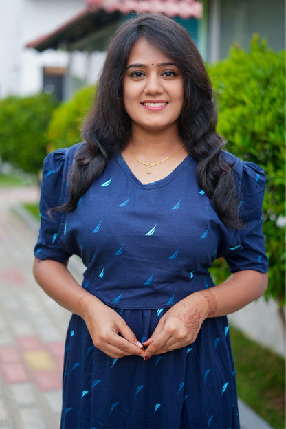 Nautica (Feeding Cover)