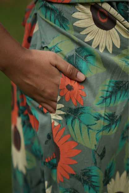 Nature Charm  (Zipless Maternity)