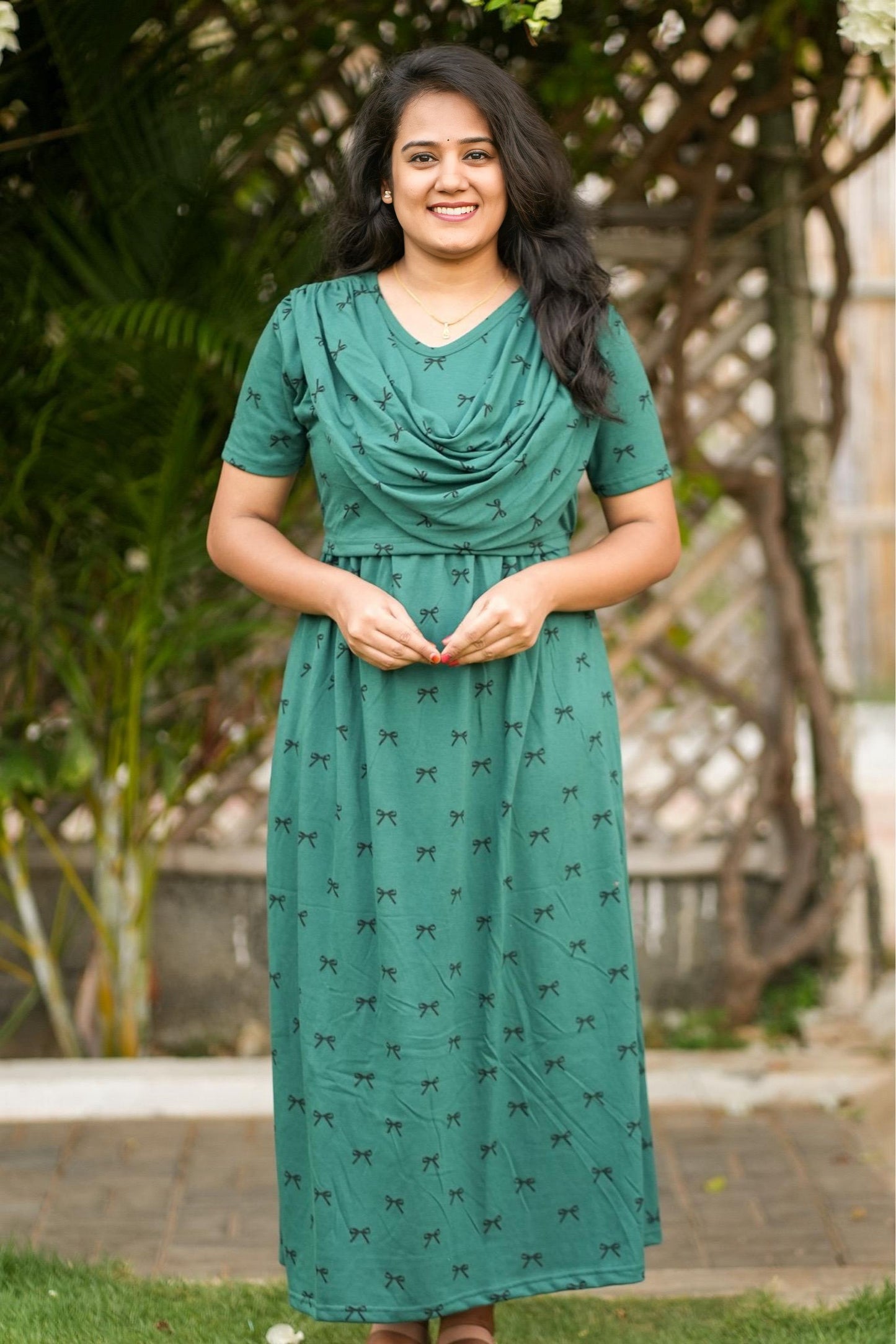 Green Grace (Zipless Maternity Shawl)