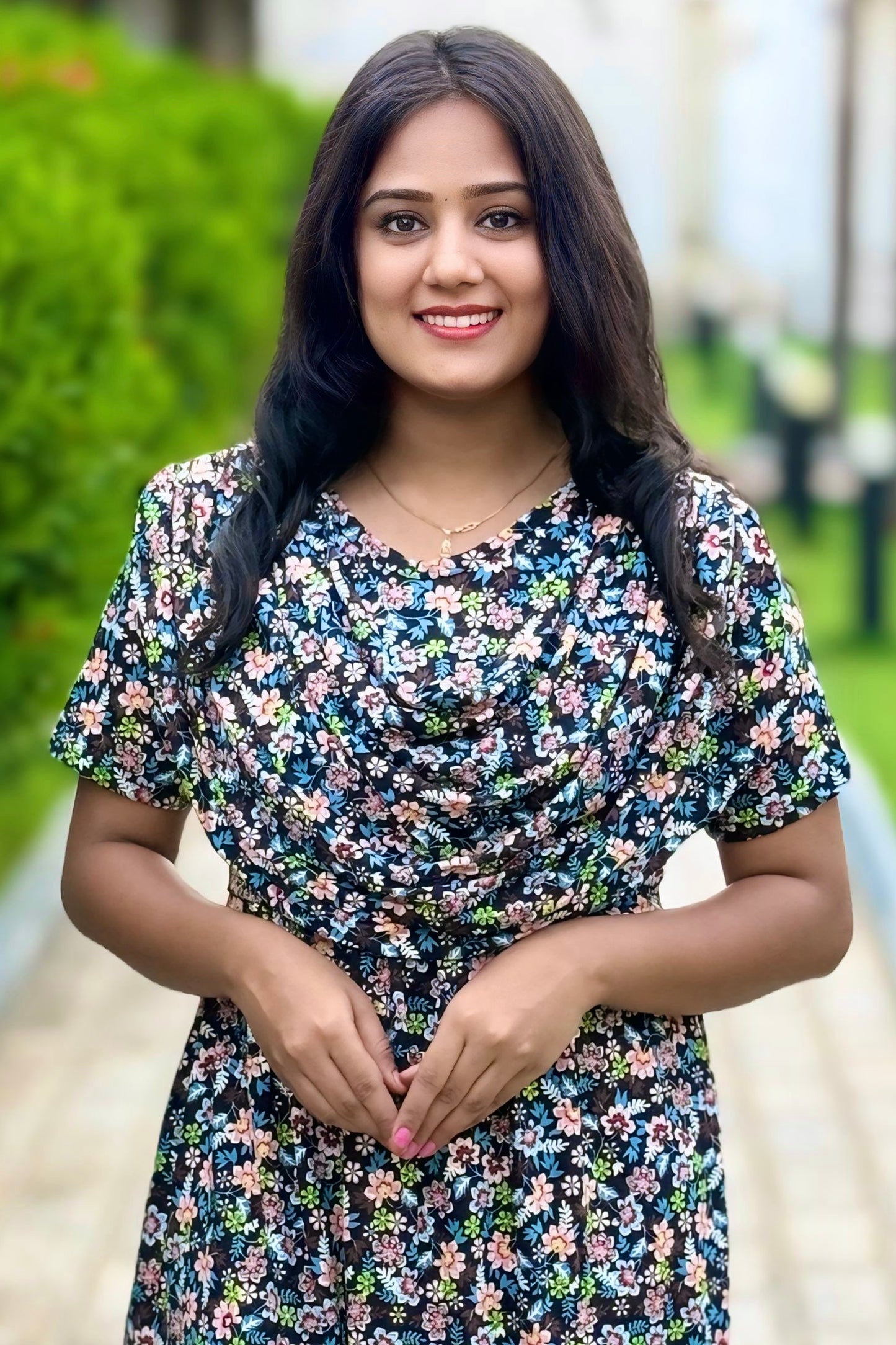 Velvette (Zipless Maternity Shawl)