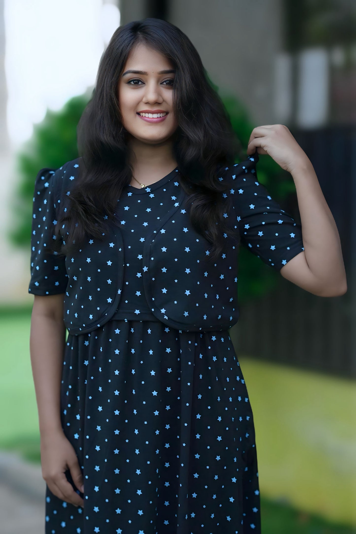 MATERNITY REMOVABLE COAT (Premium Black with Bluora Star)