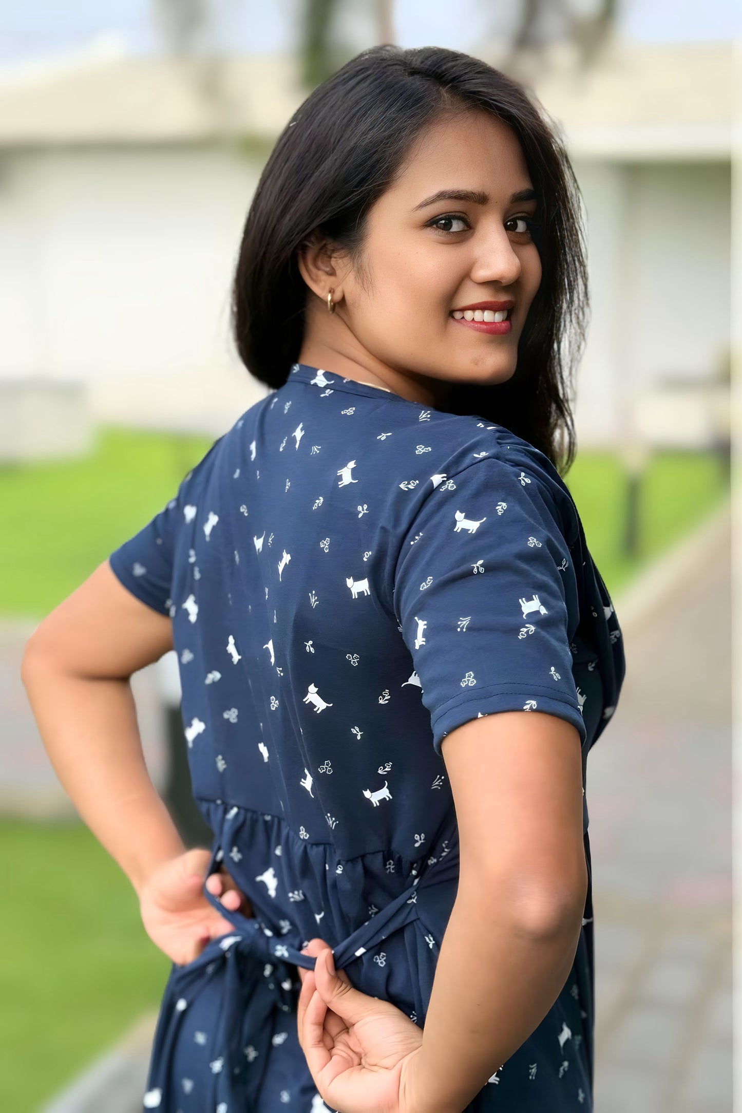 Stylora (Zipless Maternity Shawl)