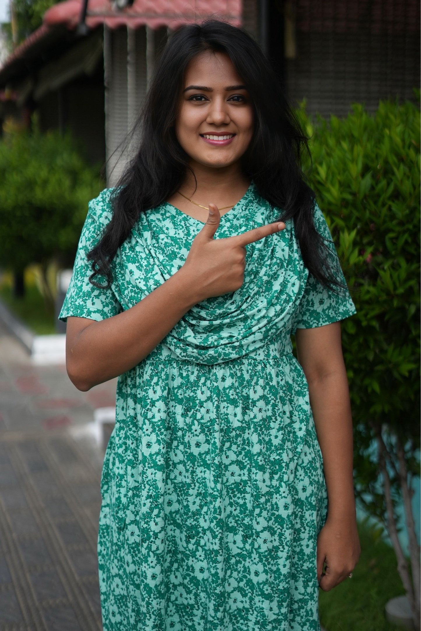 Non Maternity Shawl (Azurelle)