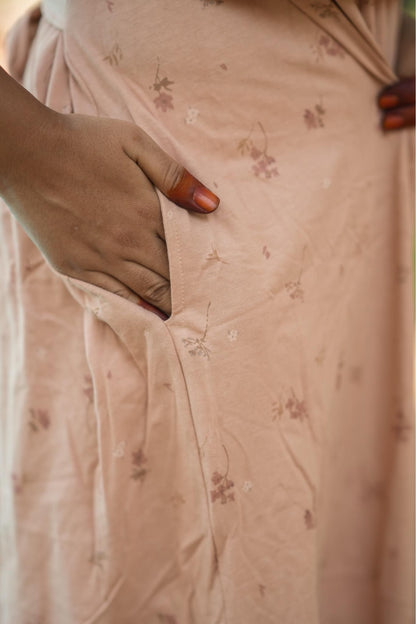VELUVE (Zipless Maternity Shawl)