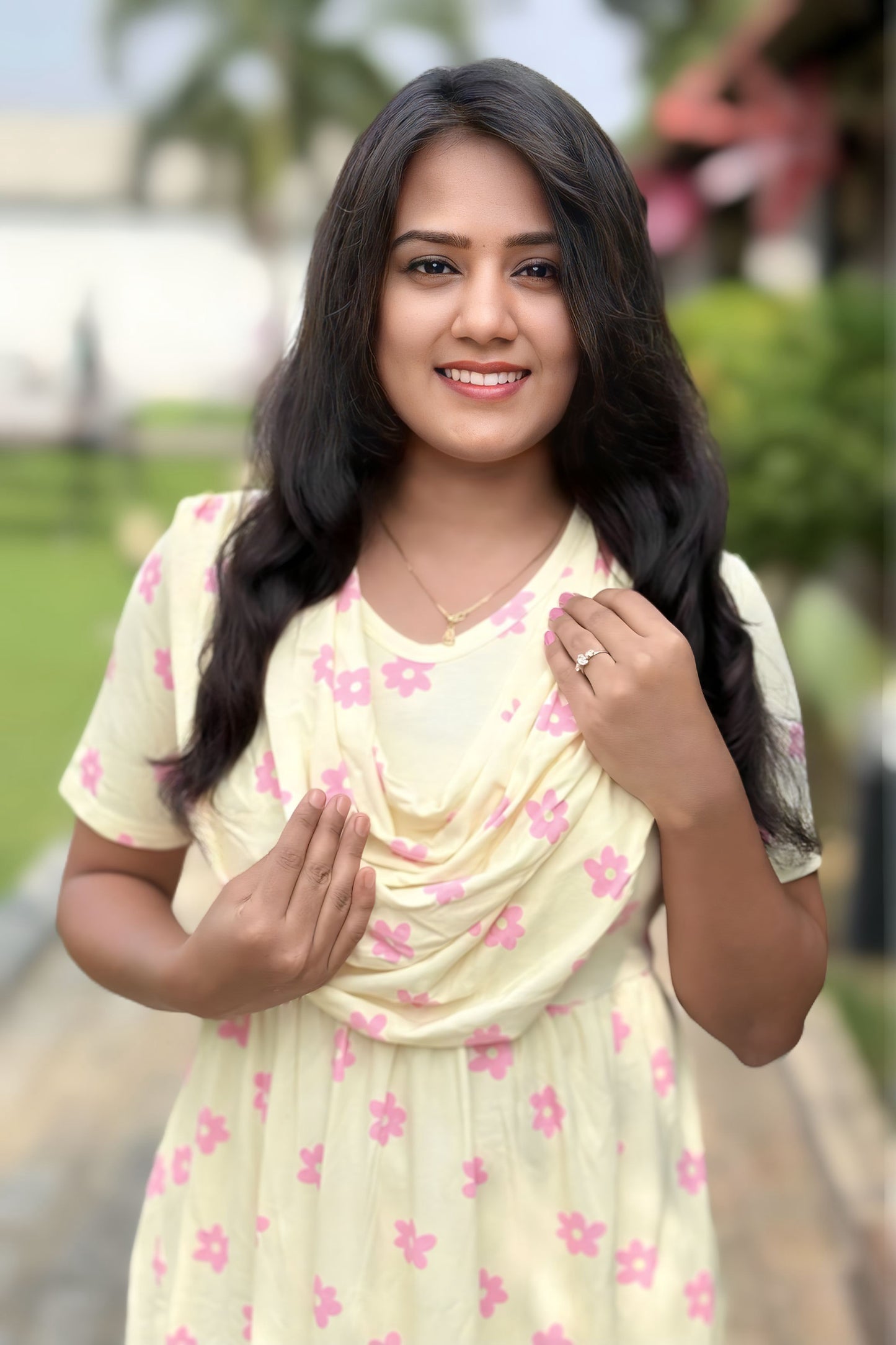 Petal Glow (Casual Loungewear Shawl)