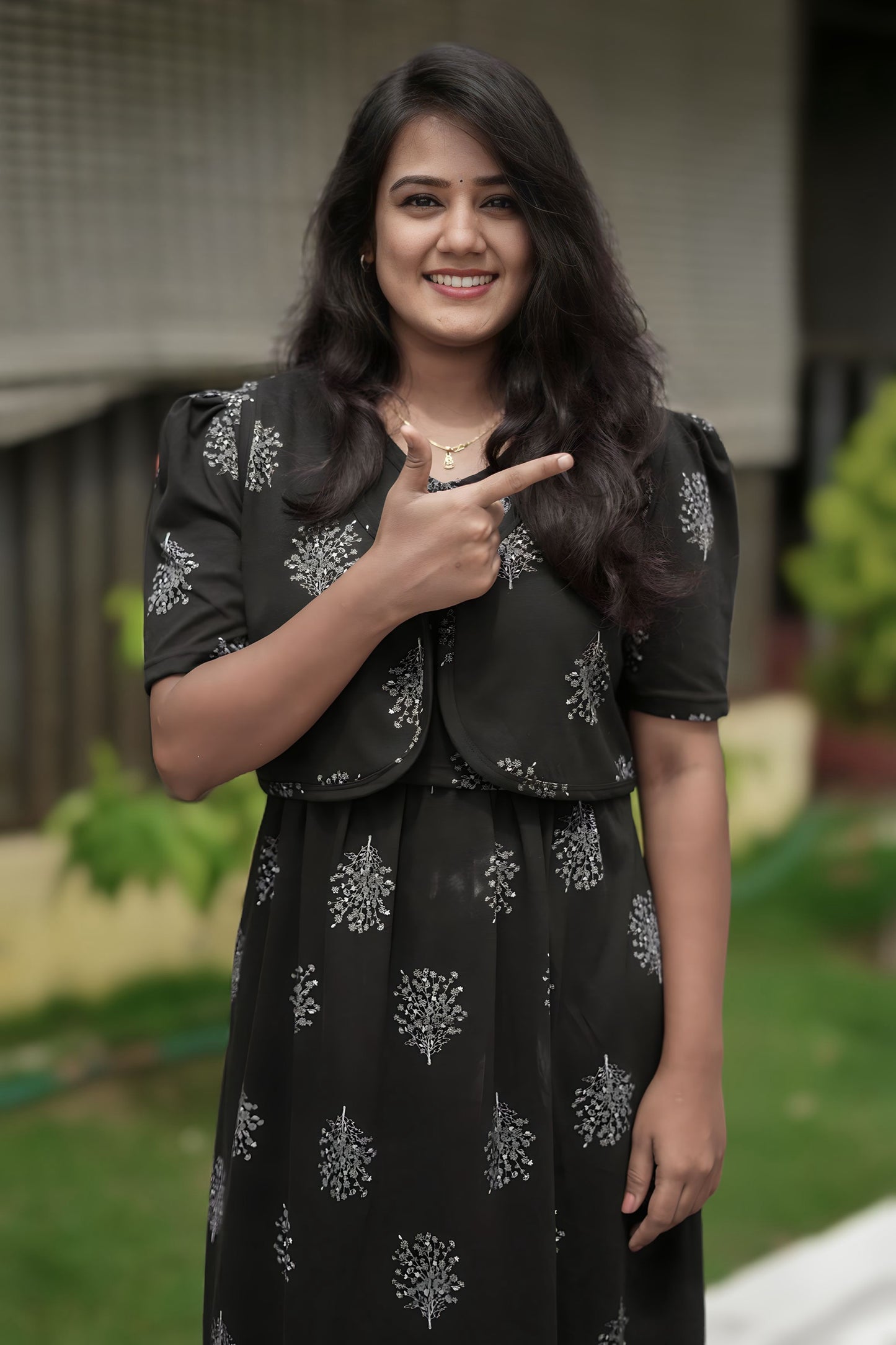 MATERNITY REMOVABLE COAT (Opulence)