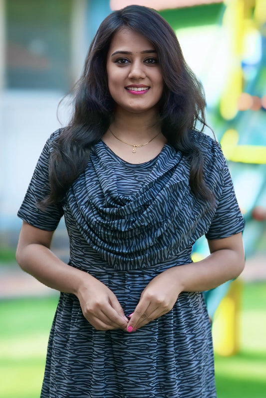 Zevra (Zipless Maternity Shawl)