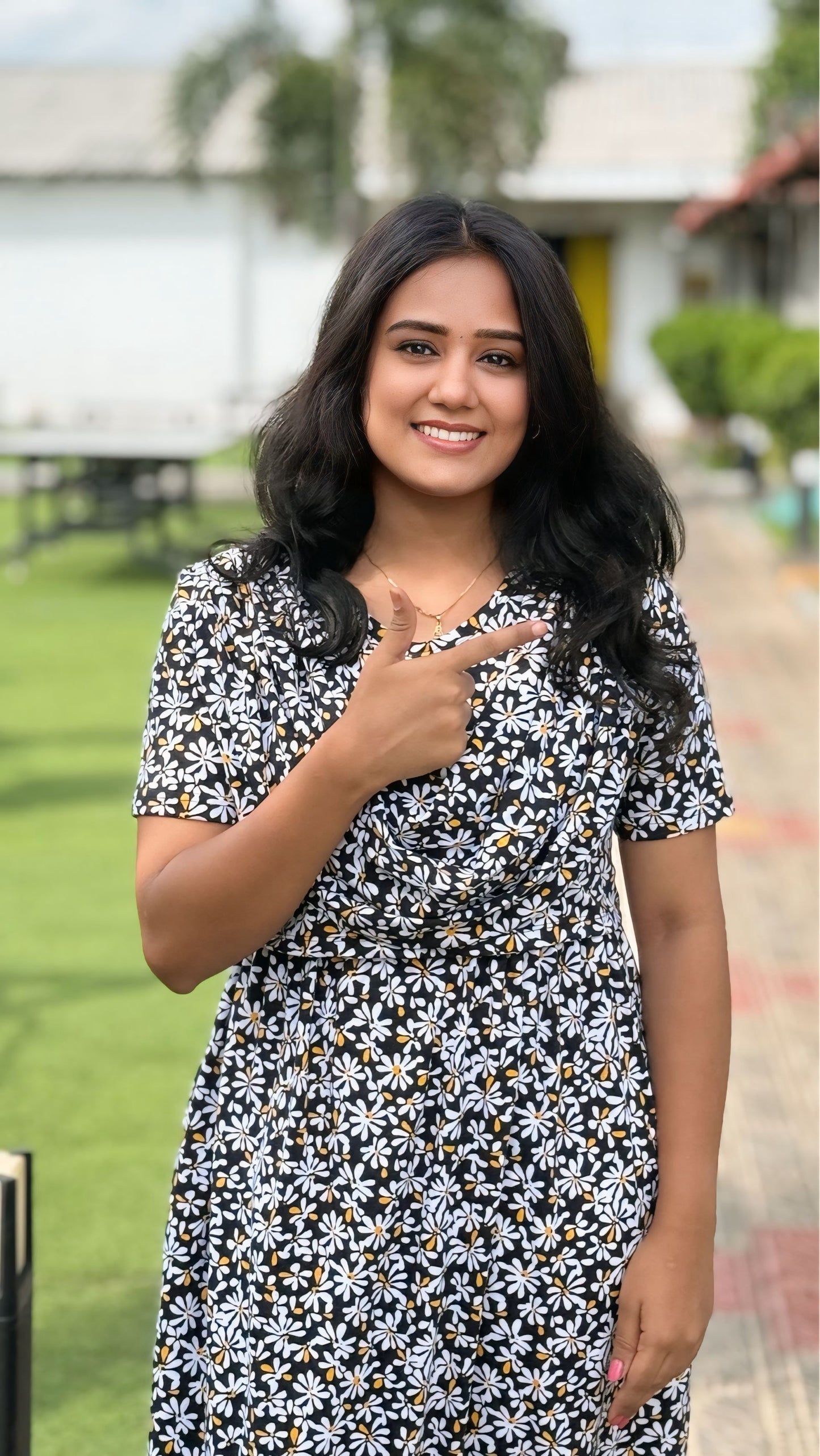 Blue Beauty Blooms (Zipless Maternity Shawl)