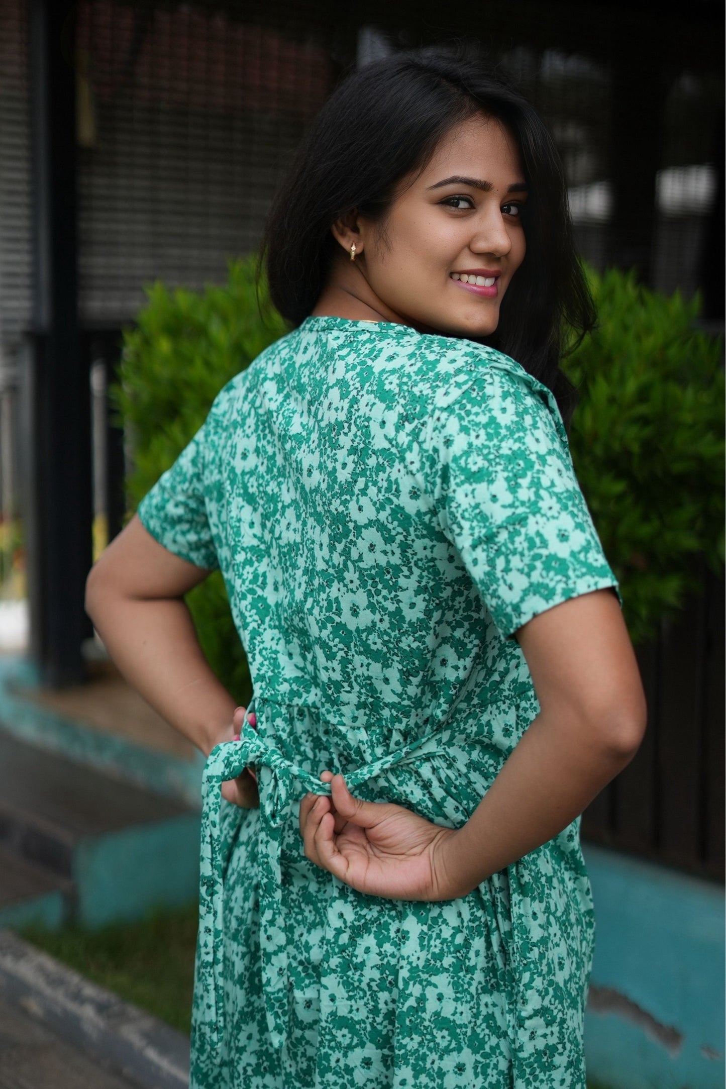 Non Maternity Shawl (Azurelle)