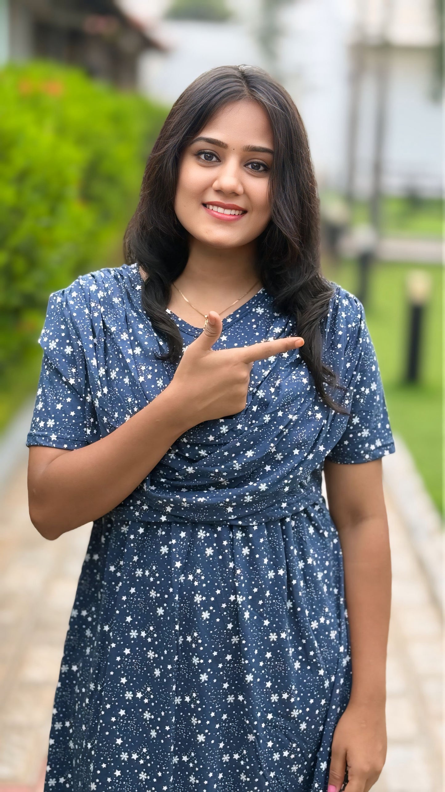 Star Blueora (Zipless Maternity Shawl)