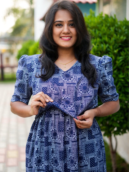 MATERNITY ATTACHED COAT (Blue Mosaic)