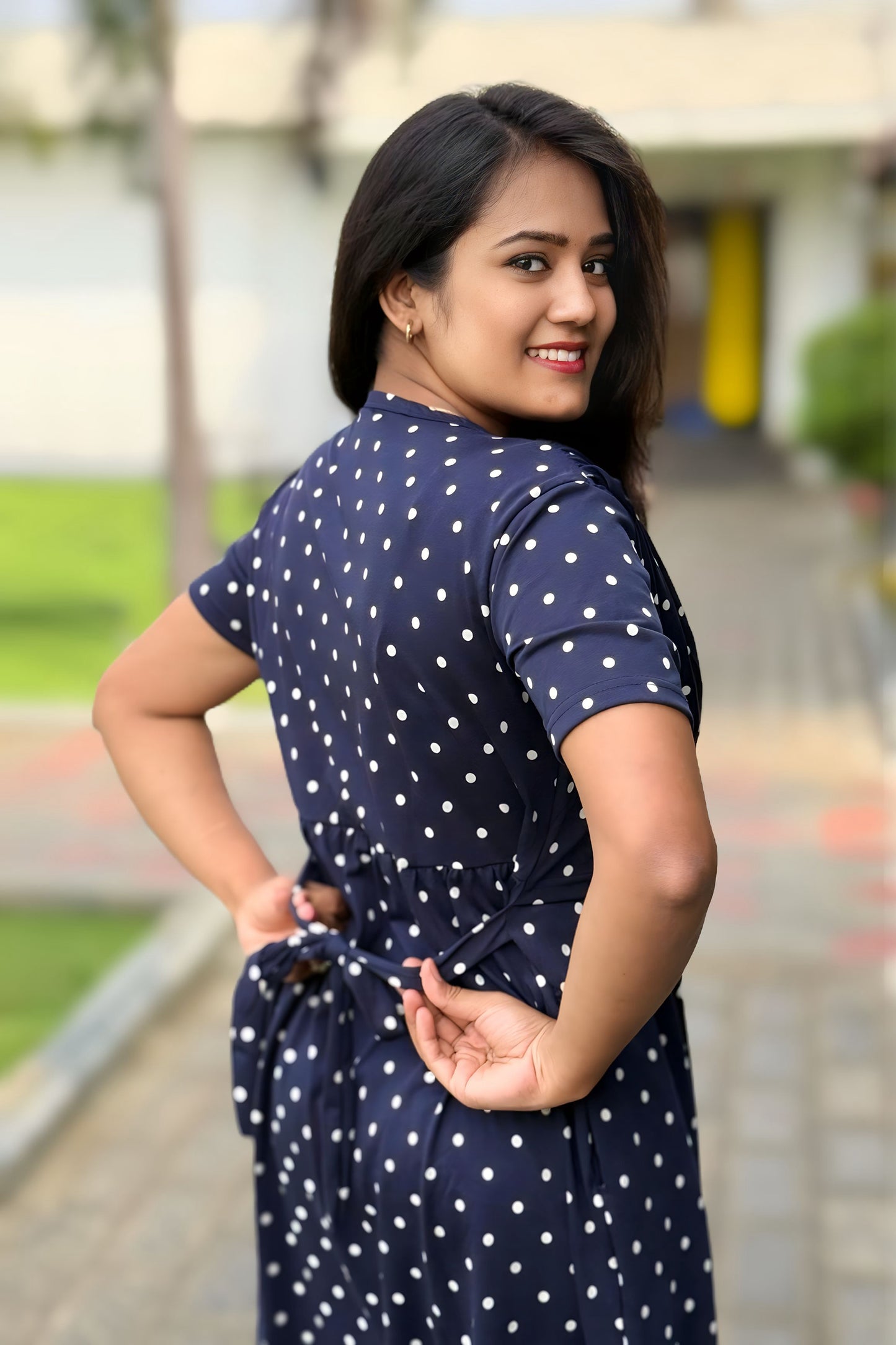 ChicEase (Zipless Maternity Shawl)