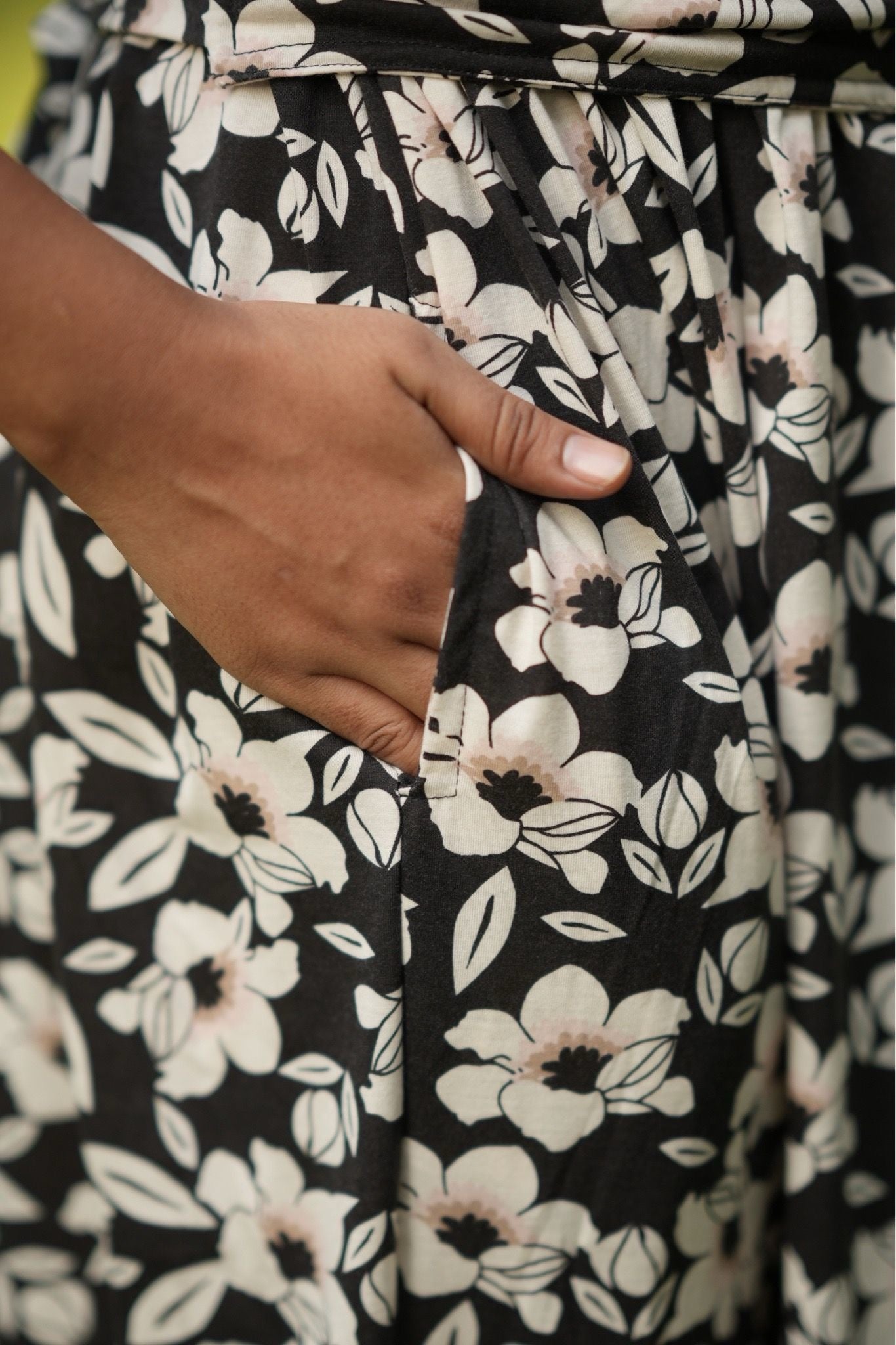 Floral Elegance (Feeding Cover)