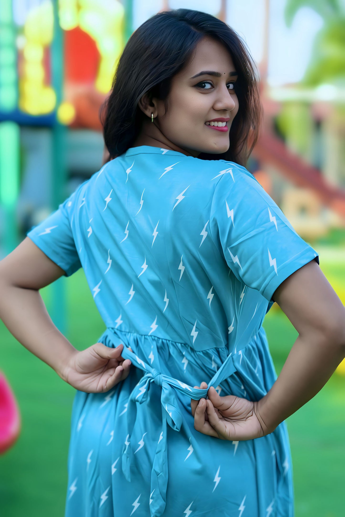 Bloomscape (Casual Loungewear Shawl)