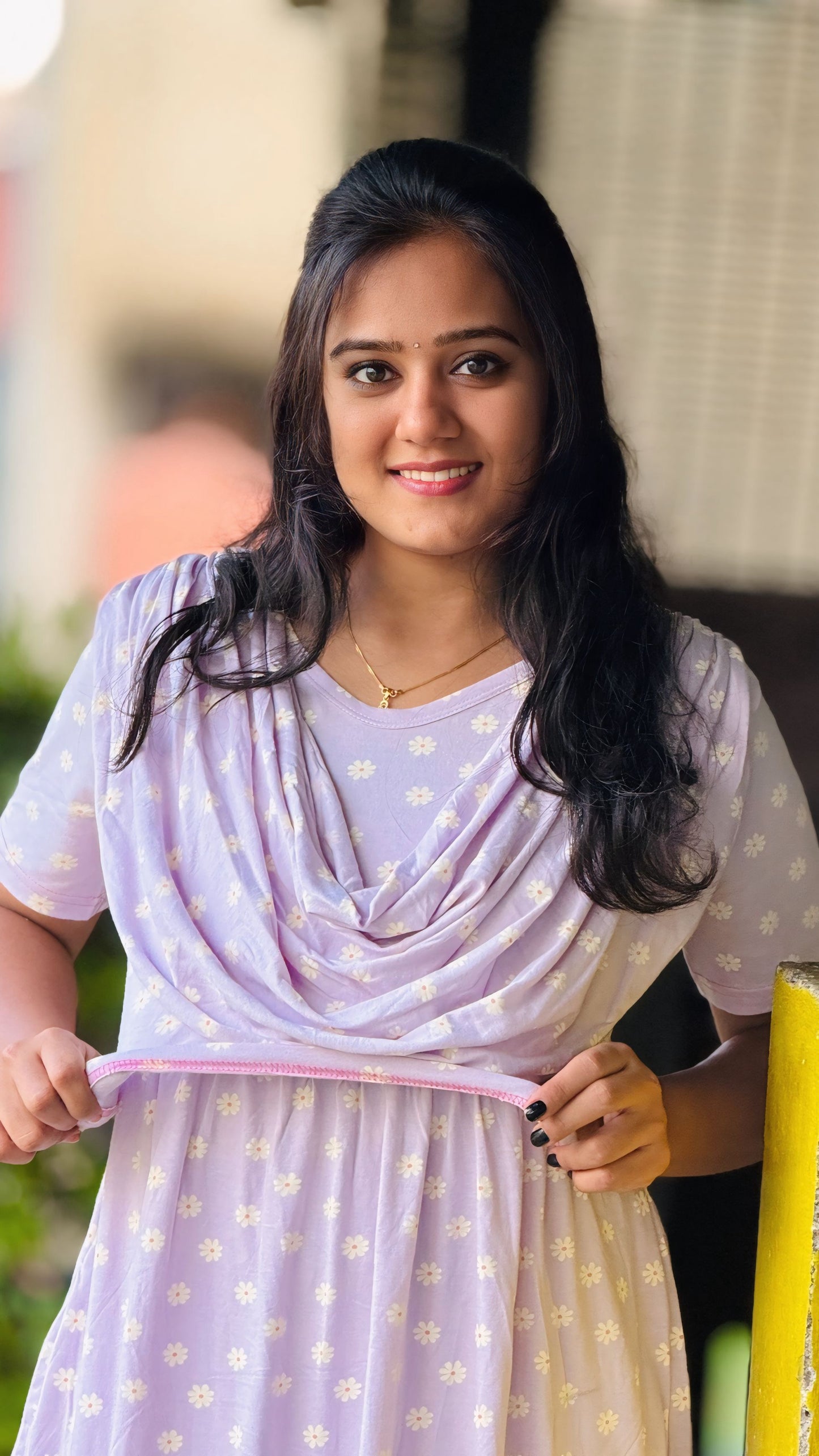 Lilyblush (Zipless Maternity Shawl)