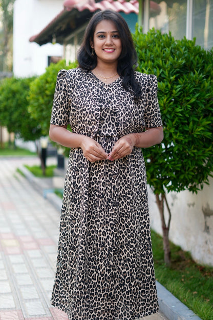 MATERNITY ATTACHED COAT (Wild Elegance)