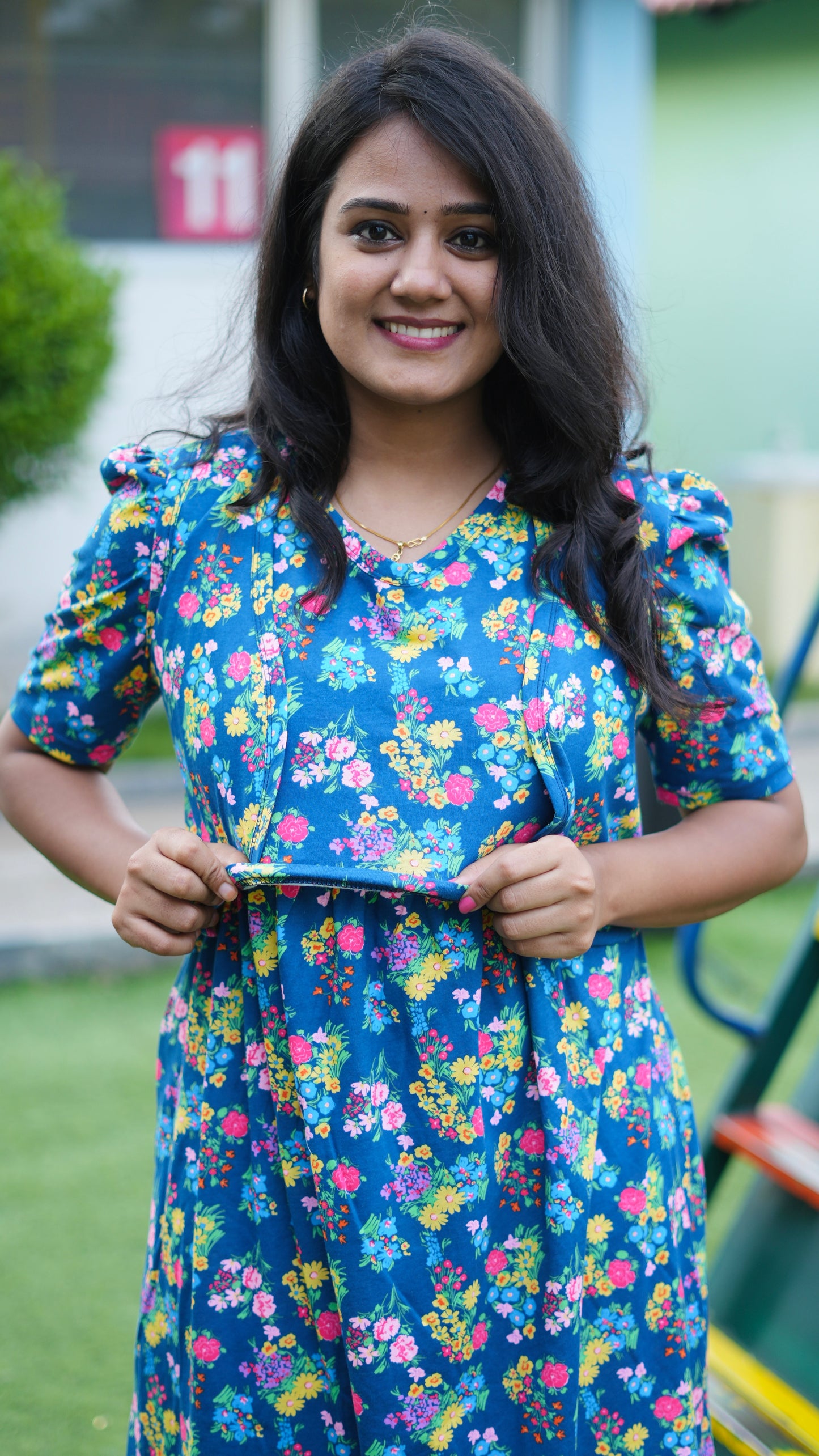 MATERNITY WITH COAT ( FLORAL DREAMS )