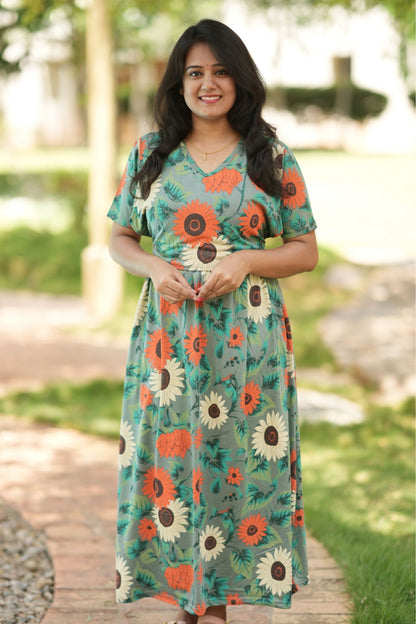 Sunny Petals (Feeding Cover)