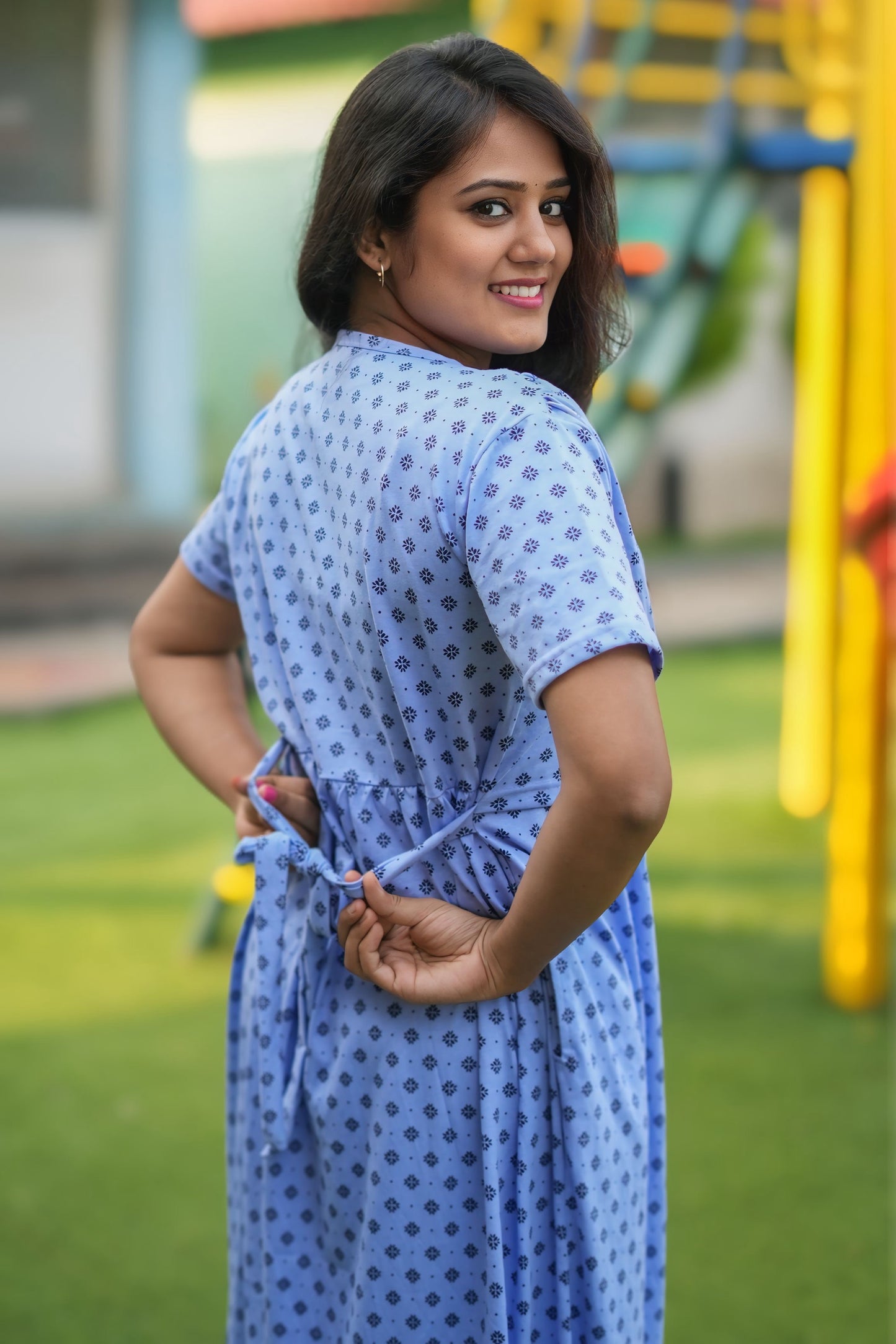 Latticea (Zipless Maternity Shawl)