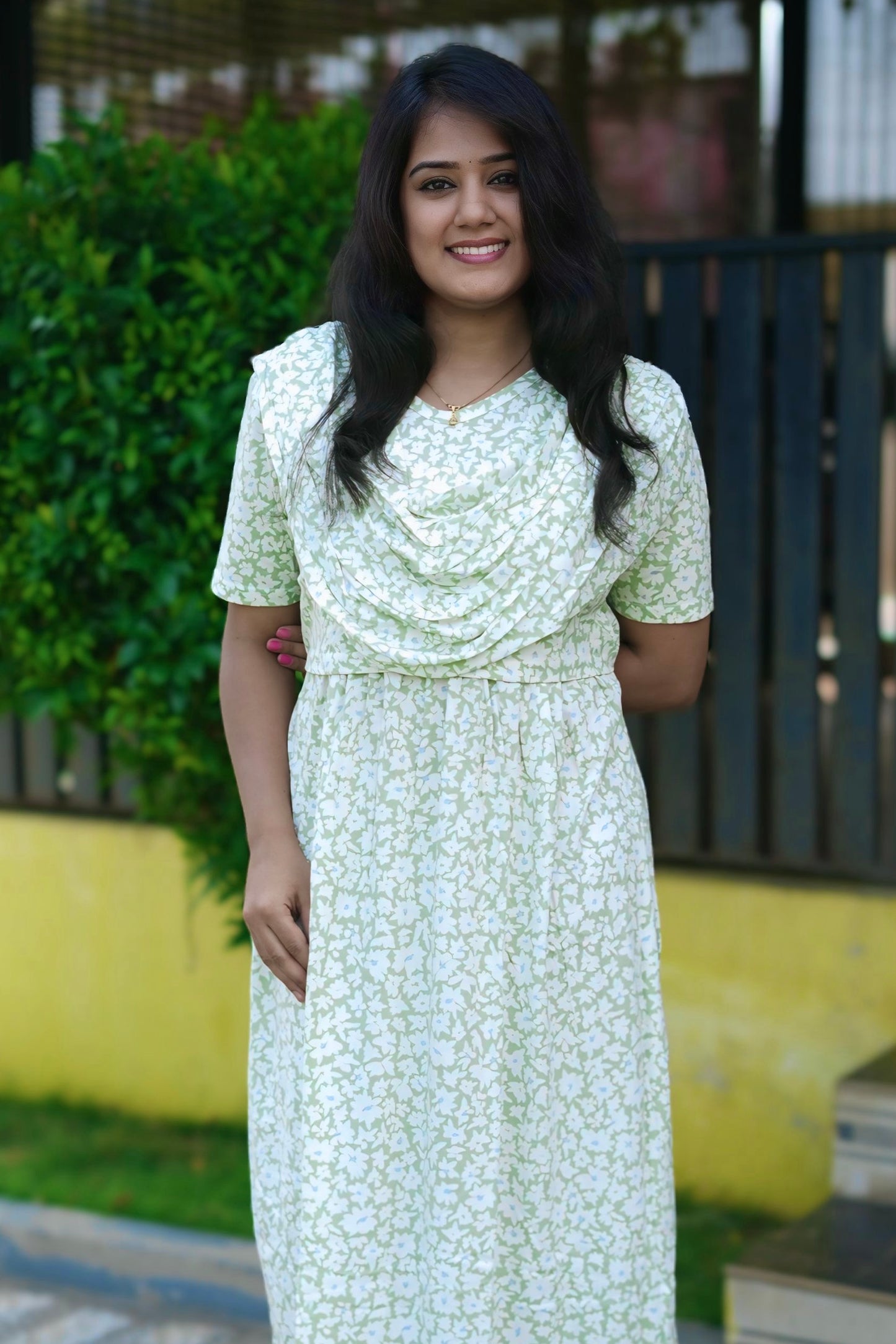 Leafelle (Zipless Maternity Shawl)