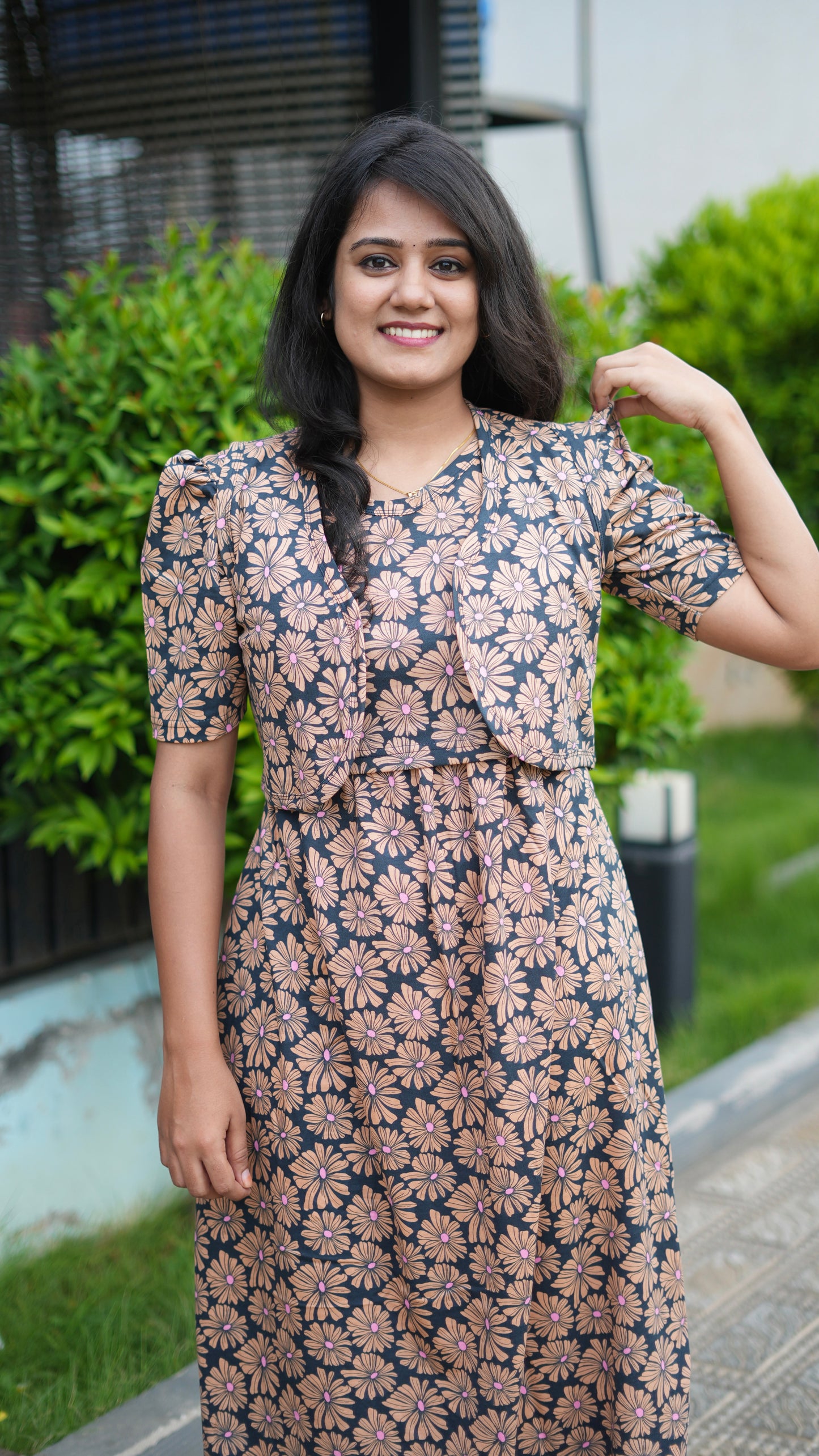 MATERNITY WITH COAT ( FLORAL AURA )