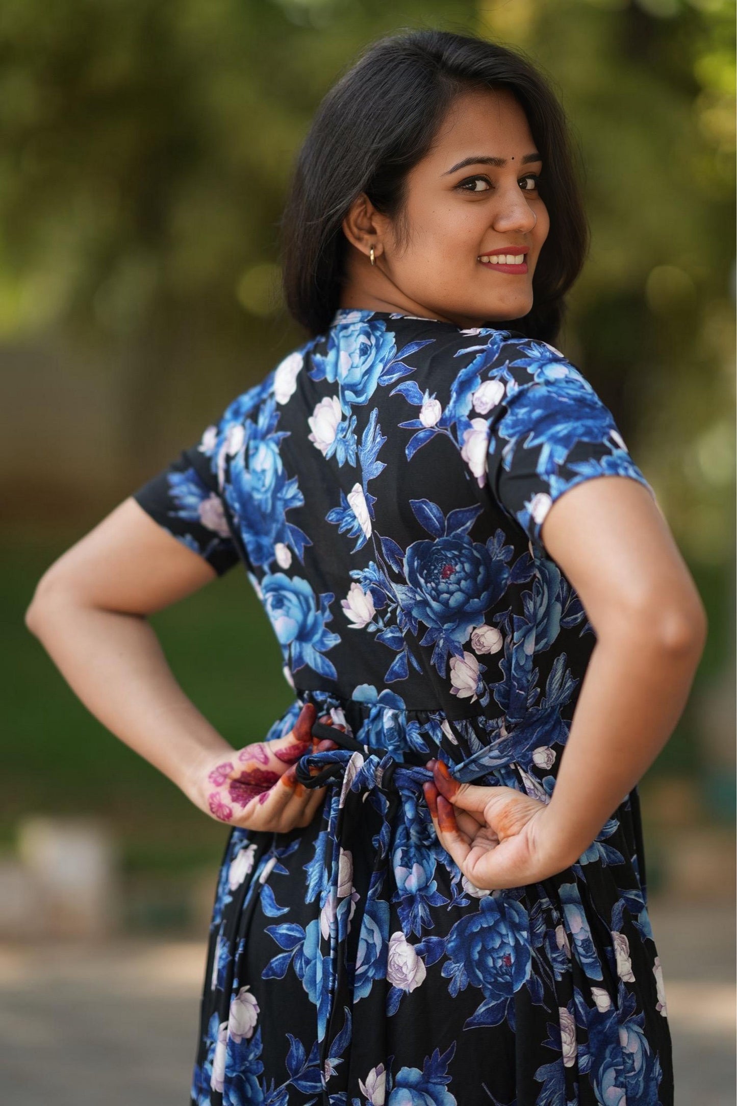 Blue Rose  (Casual Loungewear Shawl)