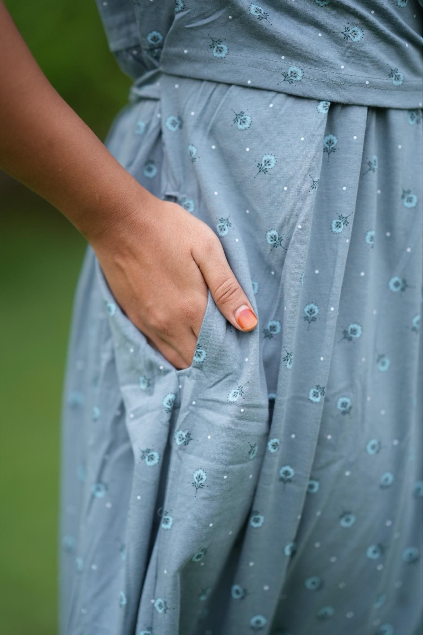 SerenBlue (Zipless Maternity Shawl)