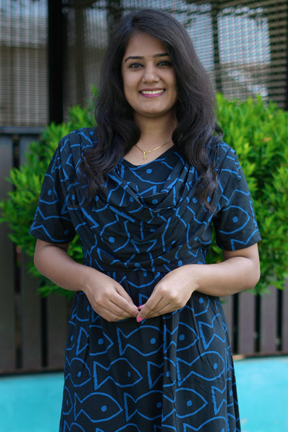 BluFinia (Zipless Maternity Shawl)