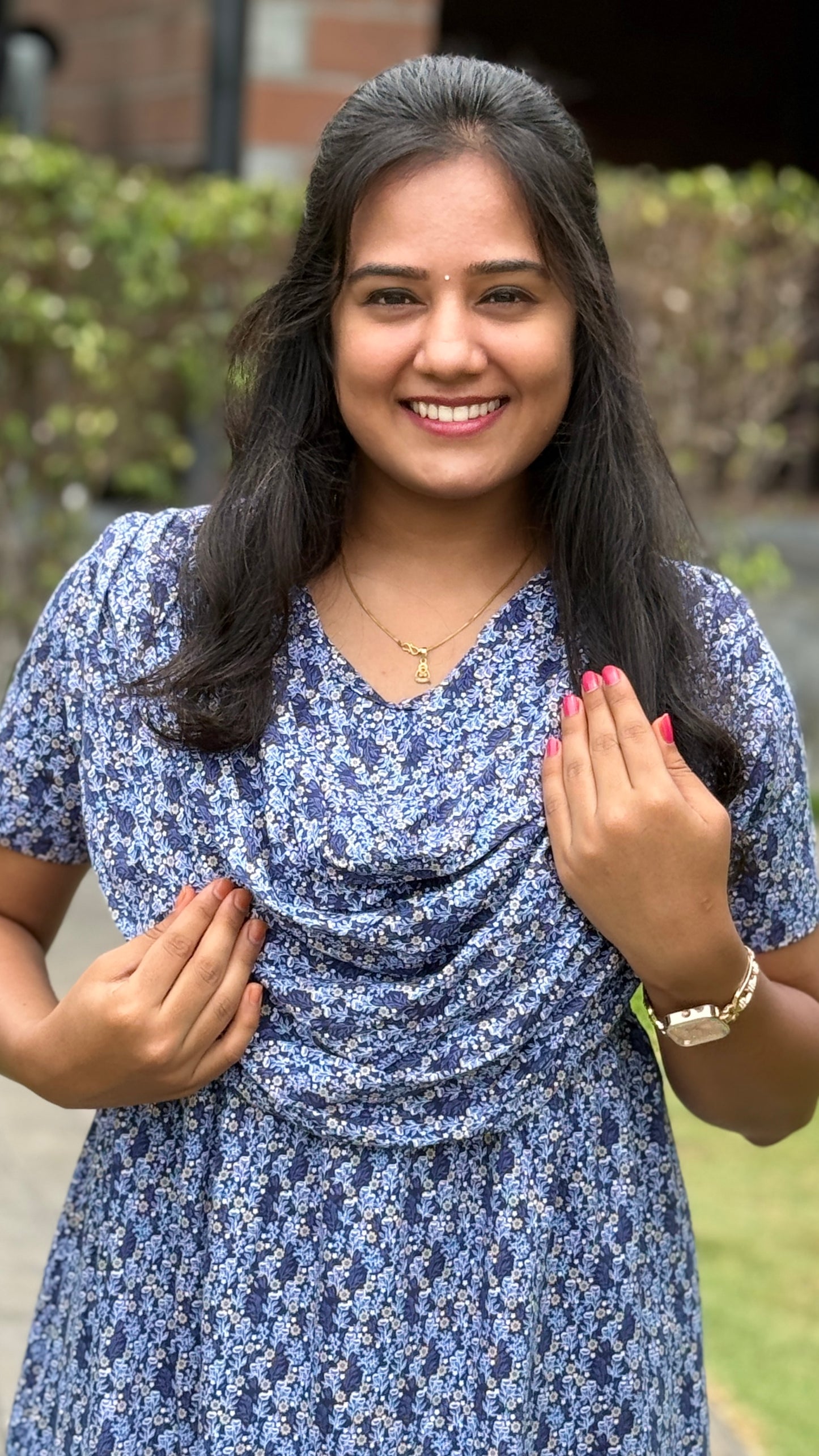 ATTACHED SHAWL NON FEEDING WITH FLORAL NAVY