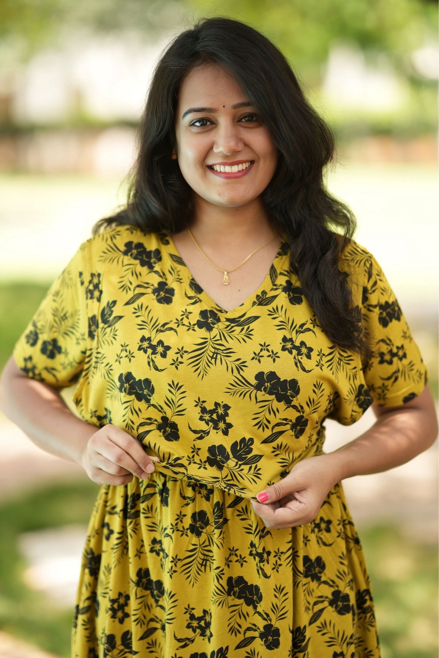 Sunny Petals (Feeding Cover)