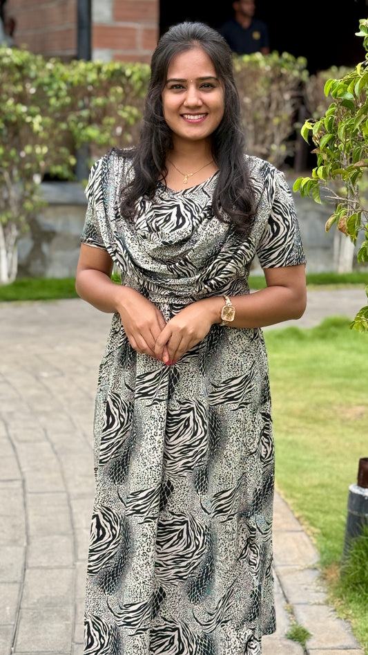 Dupatta Zipless Maternity with Black Mild Sandal Design