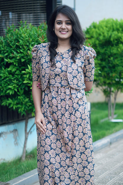 MATERNITY REMOVABLE COAT ( FLORAL AURA )