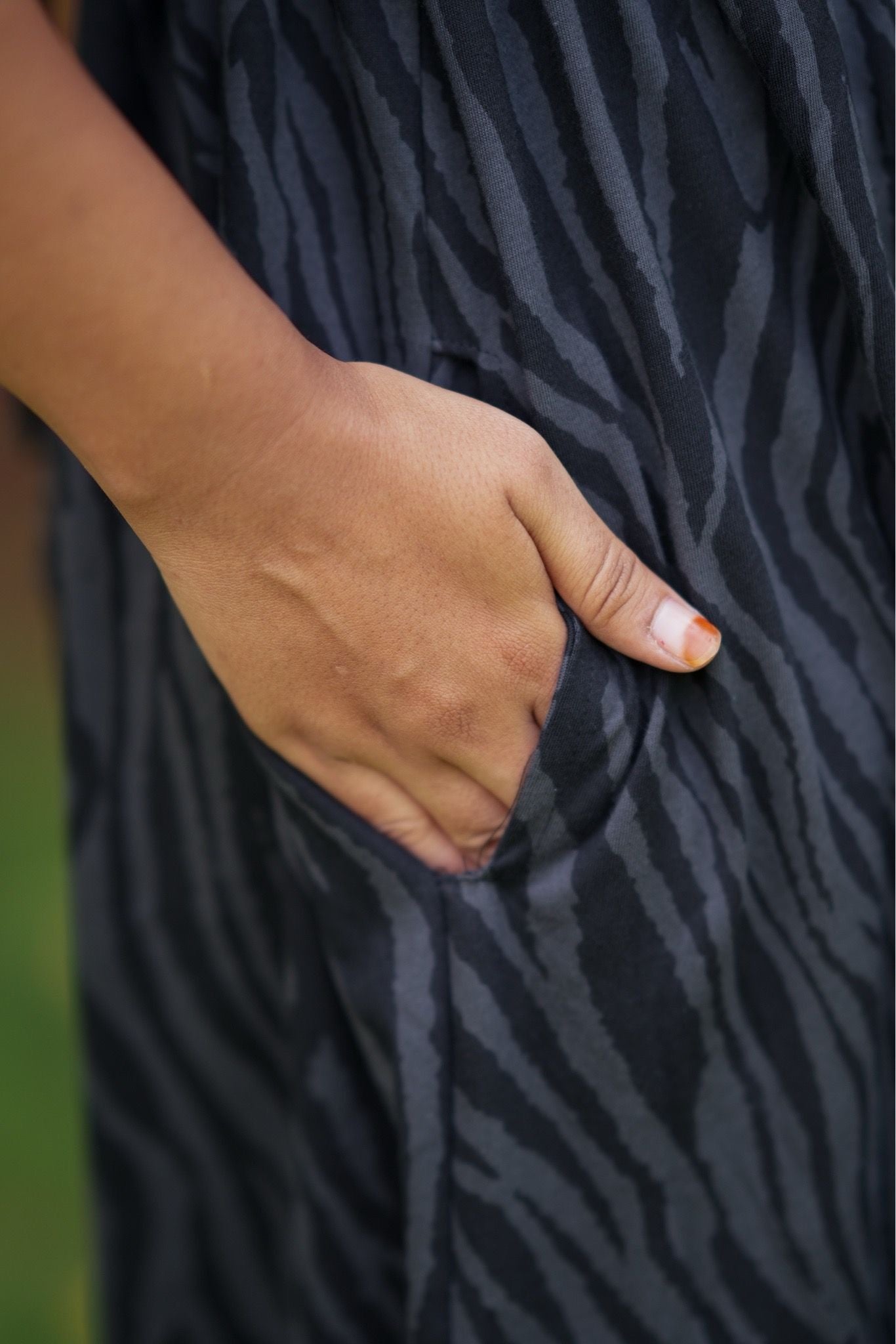 Pre Book - Charcoal Stride (Feeding Cover)