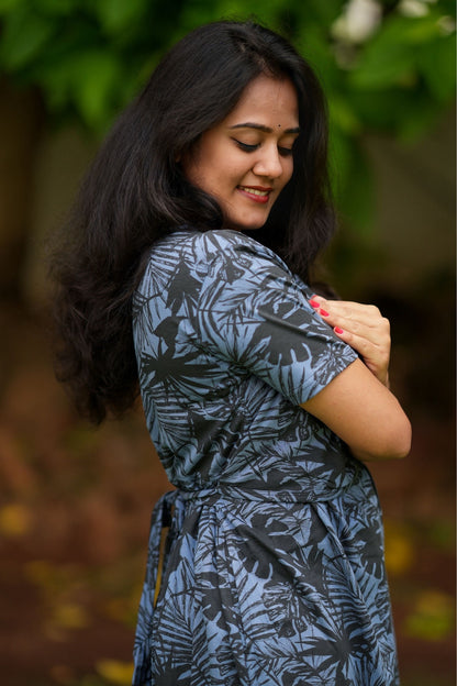 Pre Book - MATERNITY ATTACHED COAT (Mystic Leaf)
