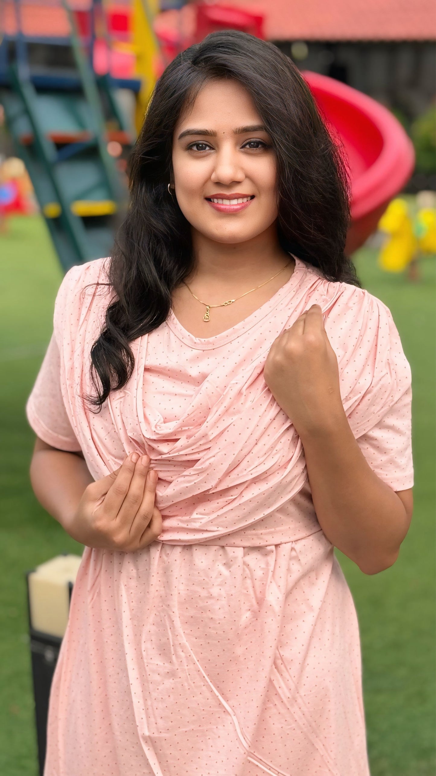 Peachora (Zipless Maternity Shawl)