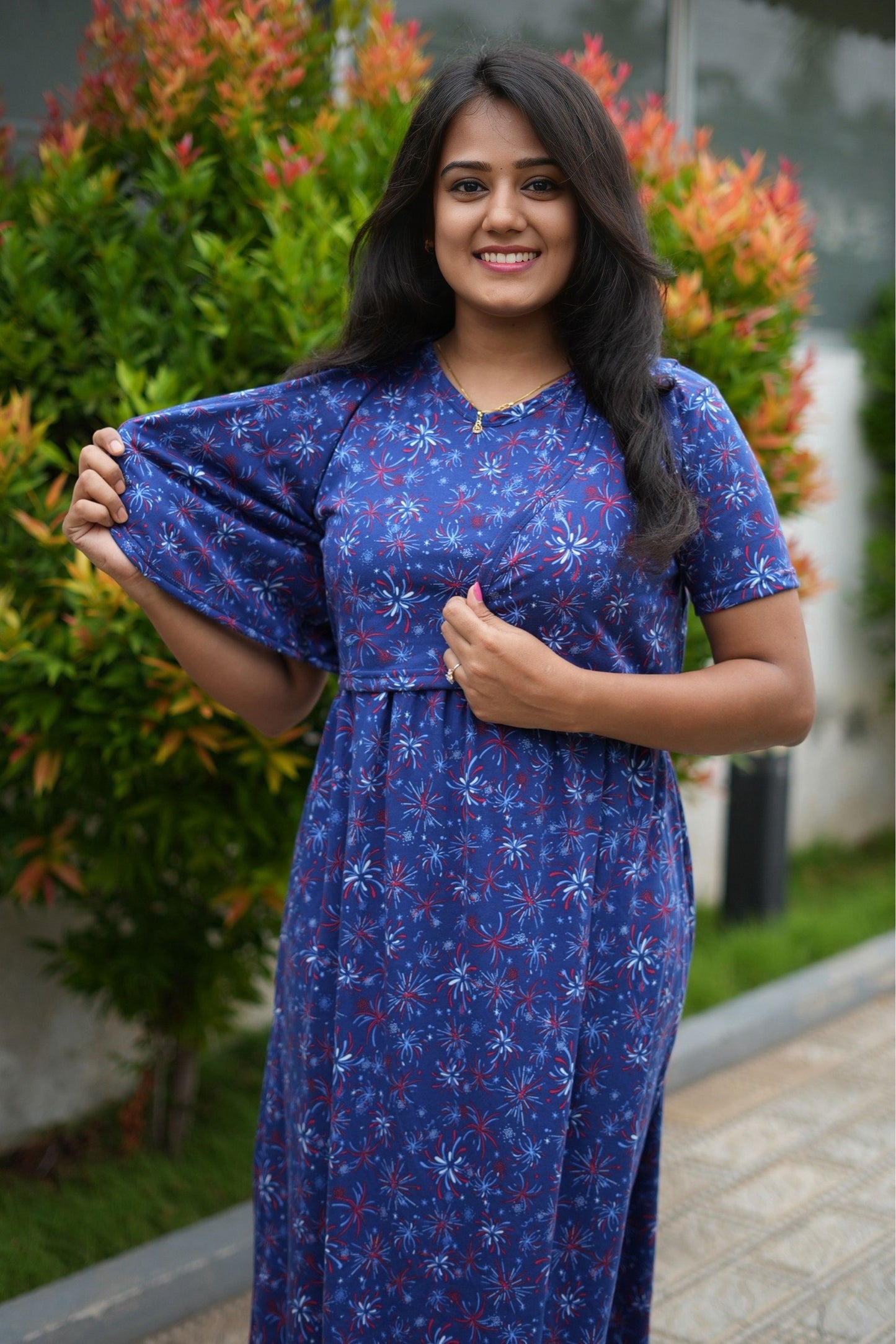 MATERNITY COAT (Bluvia)