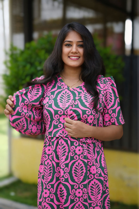 MATERNITY COAT (PinkFable)